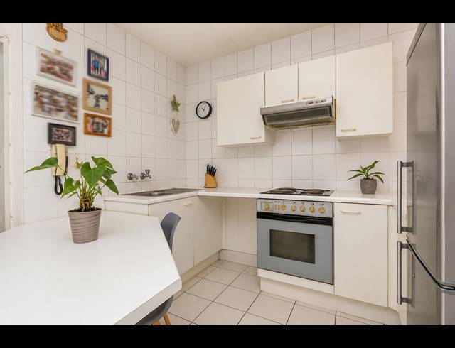 1 BEDROOM APARTMENT FOR SALE IN ELTONHILL